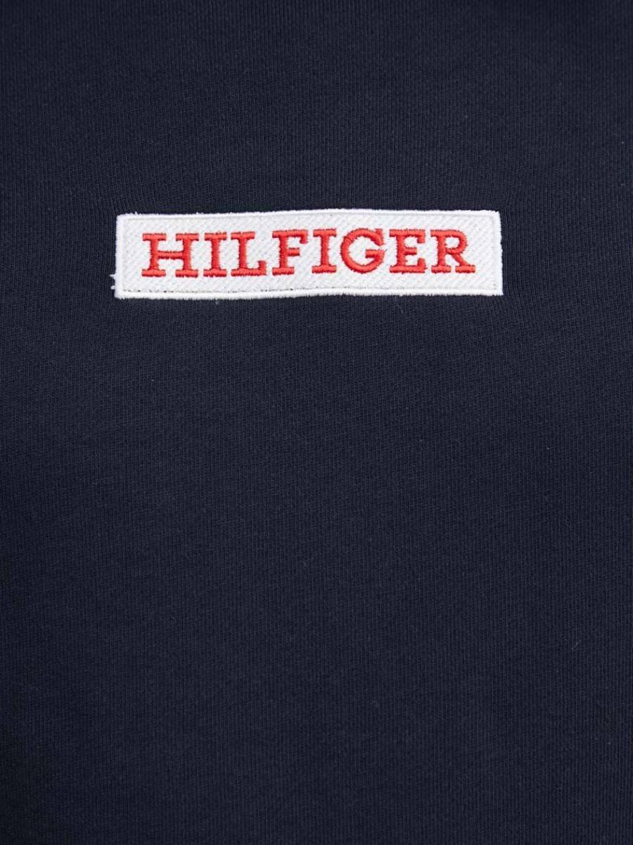 detail Tommy Hilfiger pánska tmavo modrá mikina