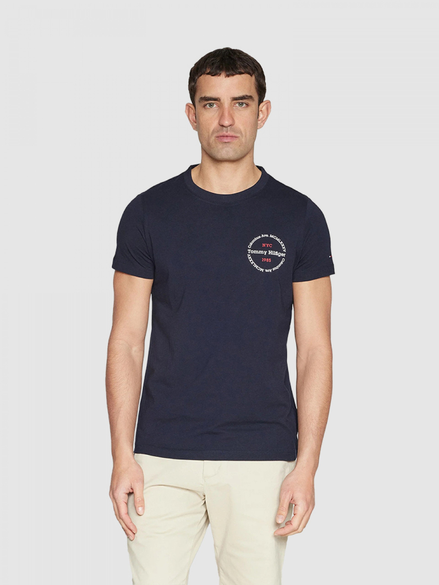 detail Tommy Hilfiger pánske tmavo modré tričko