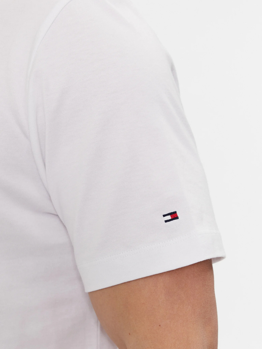 detail Tommy Hilfiger pánske biele tričko