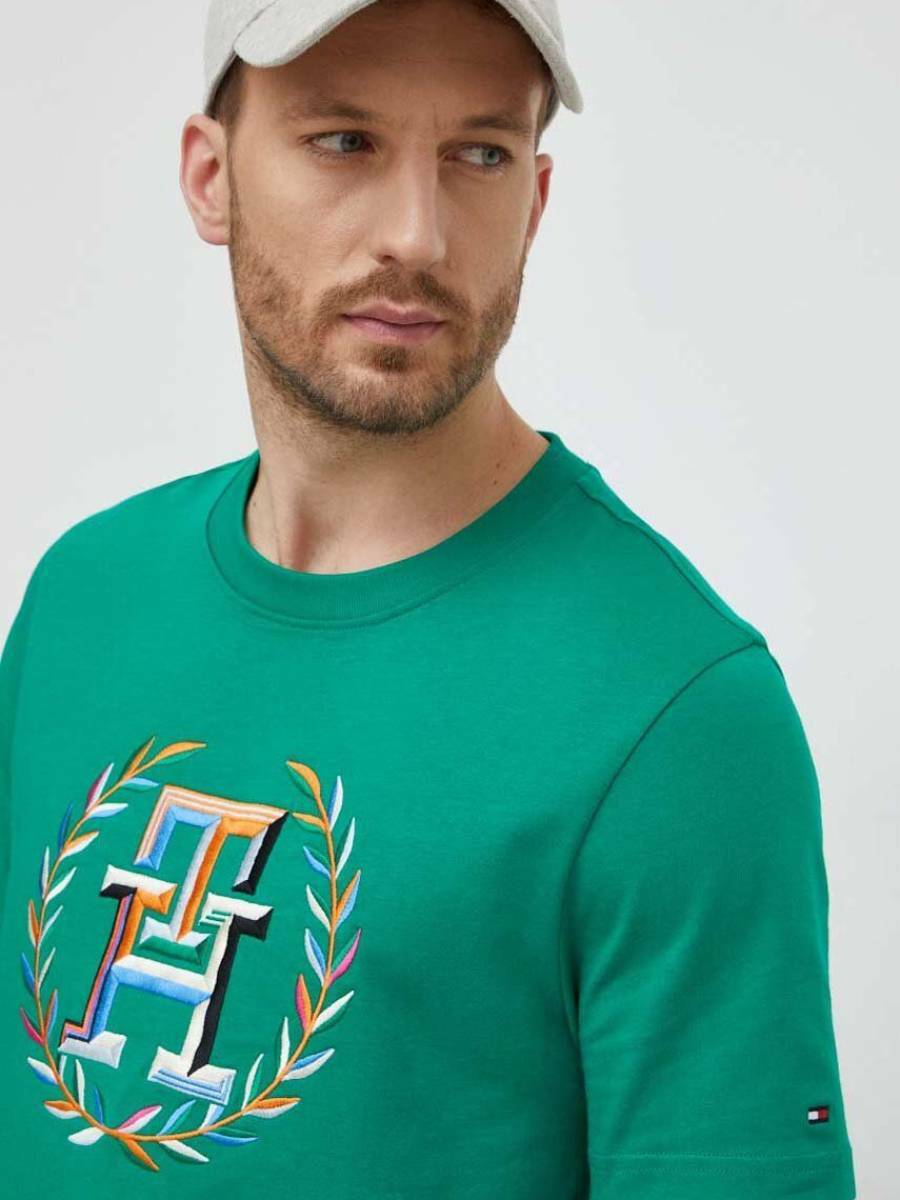 detail Tommy Hilfiger pánske zelené tričko Laurel