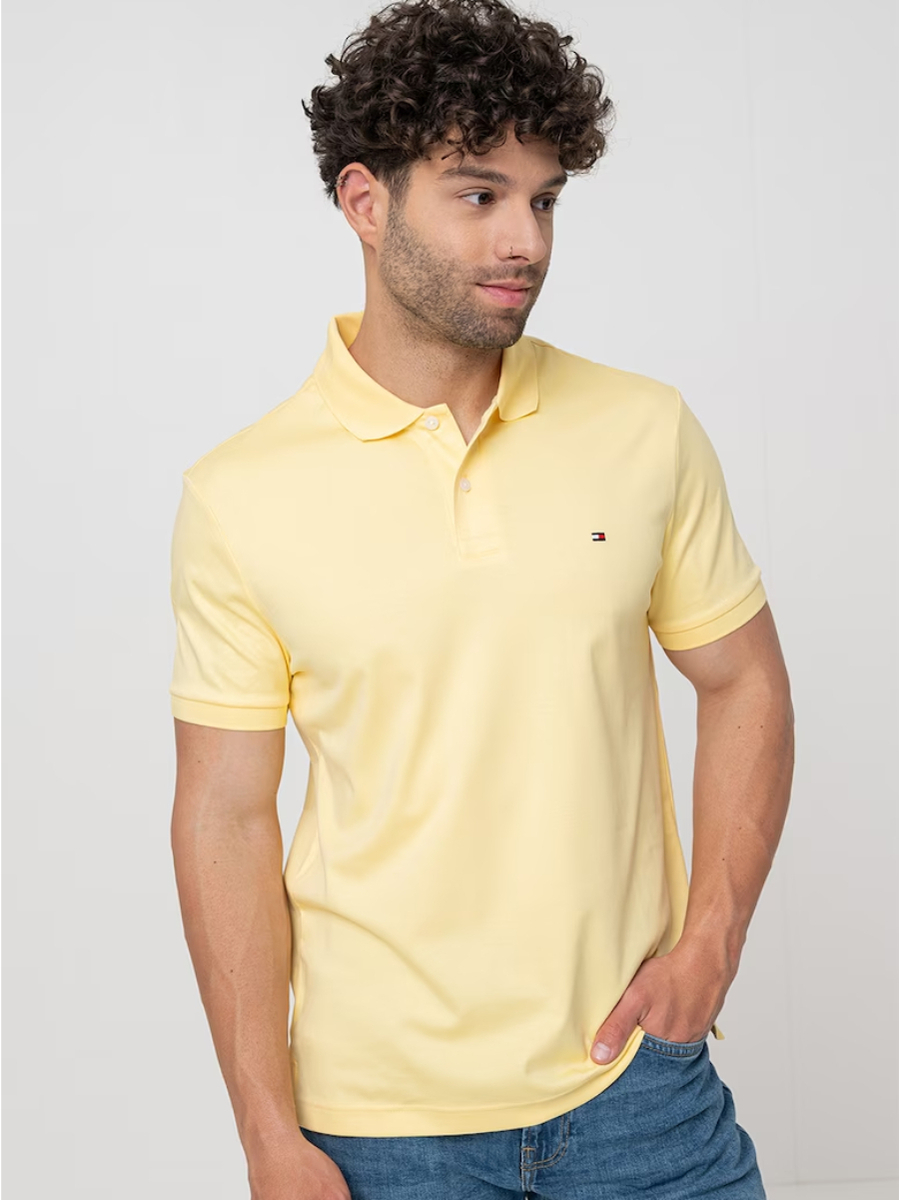 detail Tommy Hilfiger pánske žlté polo tričko