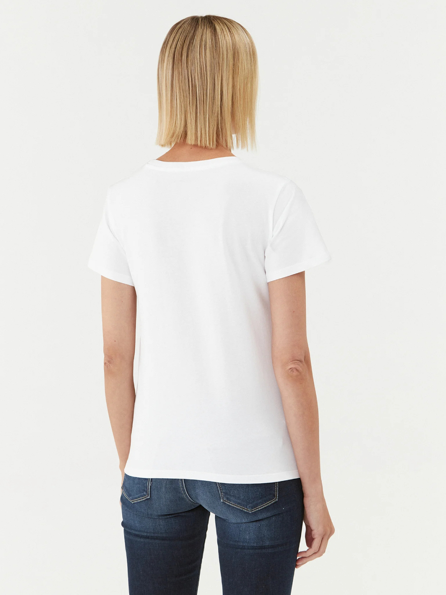detail Pepe Jeans dámske biele tričko