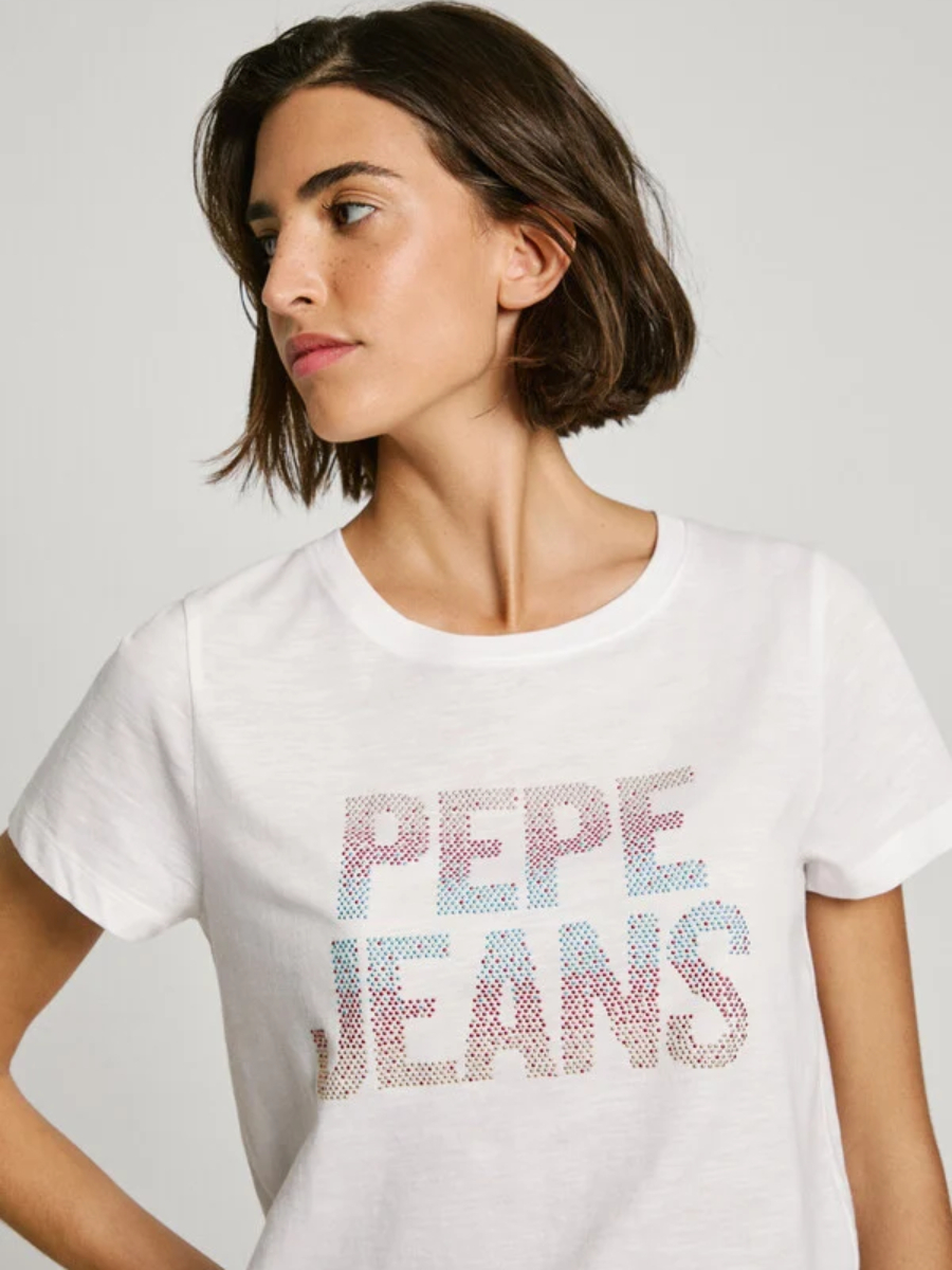 detail Pepe Jeans dámske biele tričko