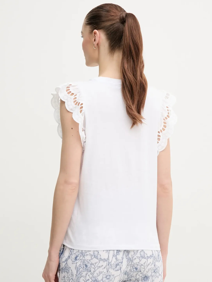 detail Pepe Jeans dámske biele tričko