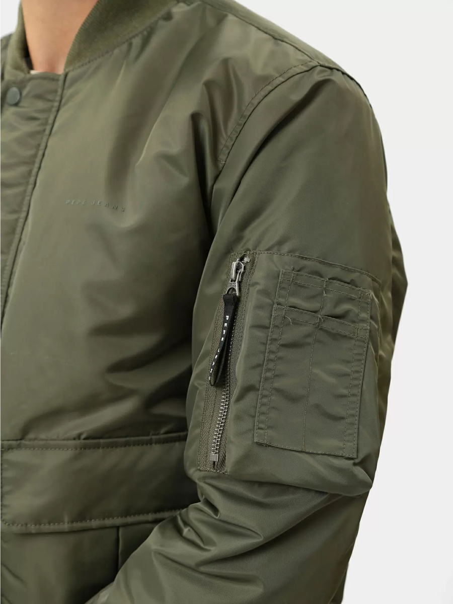 detail Pepe Jeans pánska khaki zelená bunda 