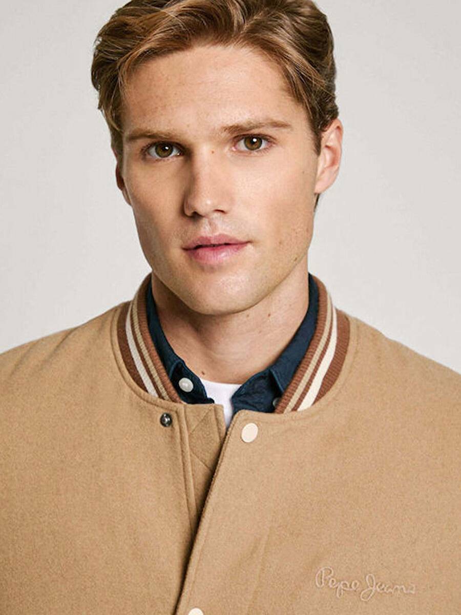 detail Pepe Jeans pánsky béžový bomber Tustin
