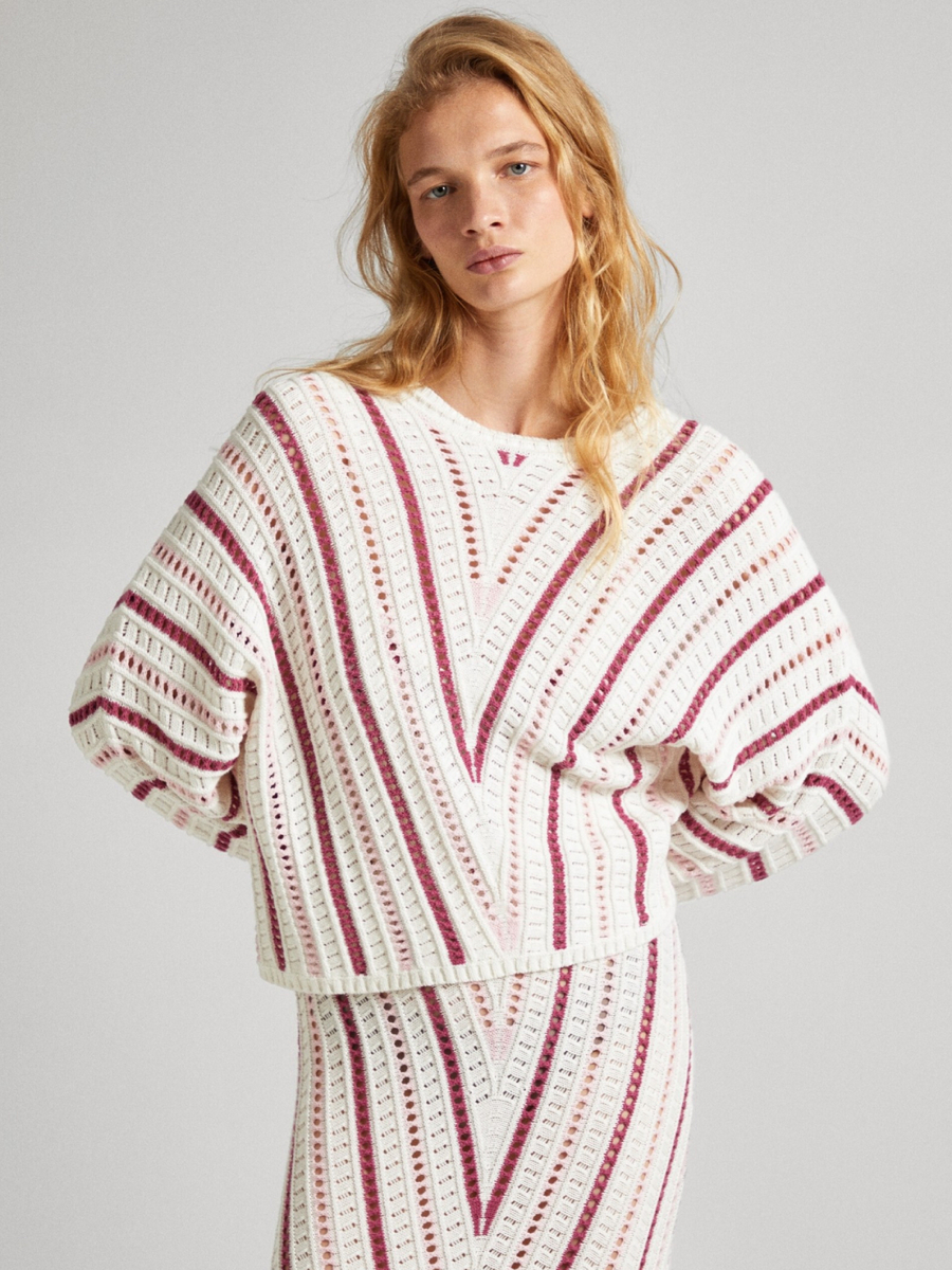 detail Pepe Jeans dámsky sveter