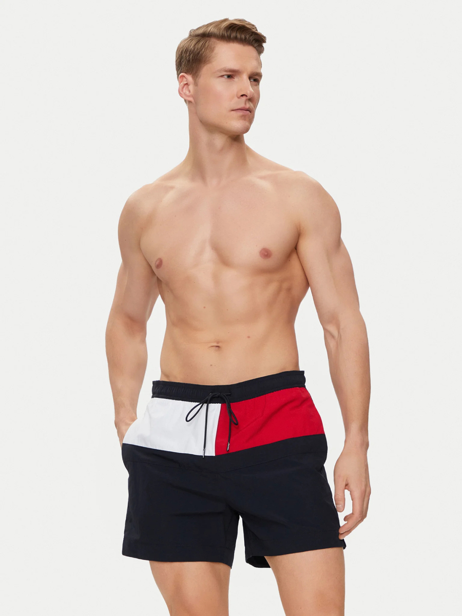 detail Tommy Hilfiger pánske tmavo modré plavky