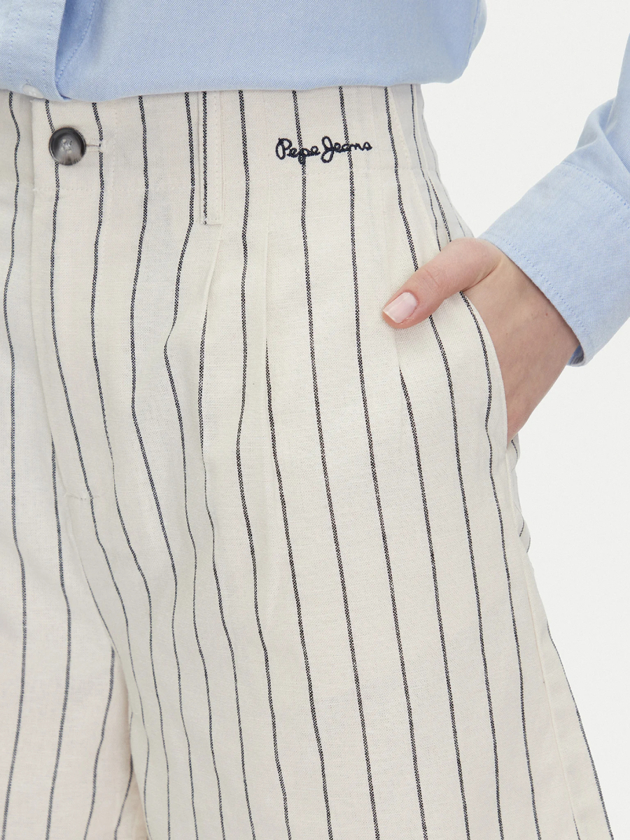 detail Pepe Jeans dámske pruhované šortky Henar