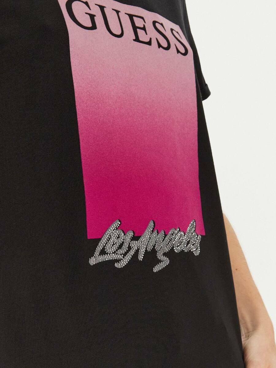 detail Guess dámske čierne tričko