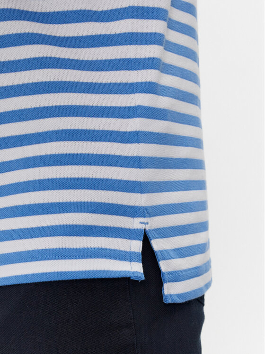 detail Tommy Hilfiger pánske modré pruhované polo tričko