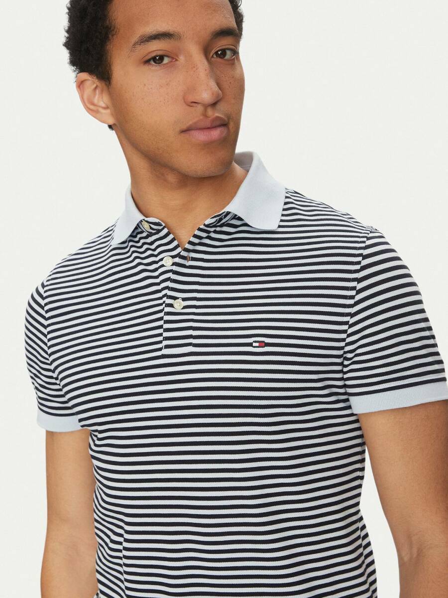 detail Tommy Hilfiger pánske pruhované polo tričko