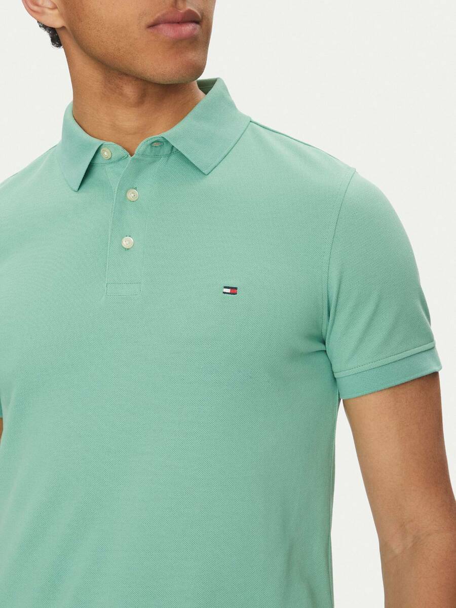 detail Tommy Hilfiger pánske zelené polo tričko