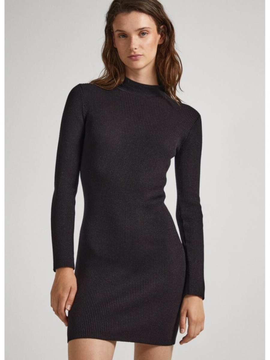 detail Pepe Jeans dámske čierne šaty