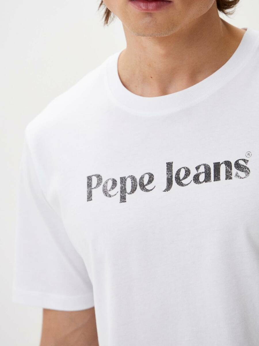 detail Pepe Jeans pánske biele tričko