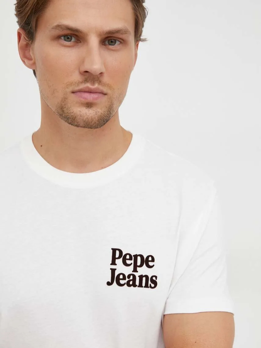detail Pepe Jeans pánske krémové tričko