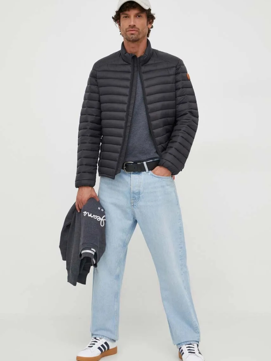 detail Pepe Jeans pánske tmavo modré tričko