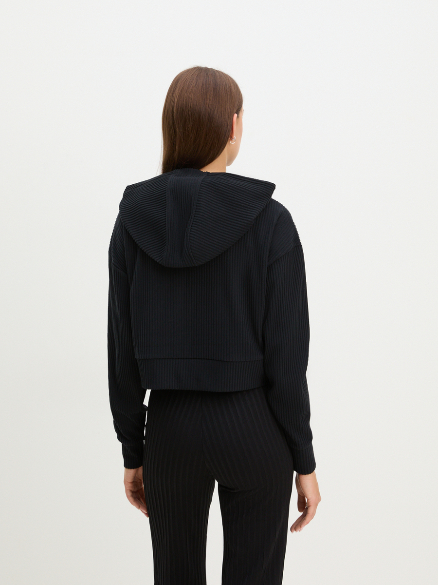 detail Guess dámska čierna mikina