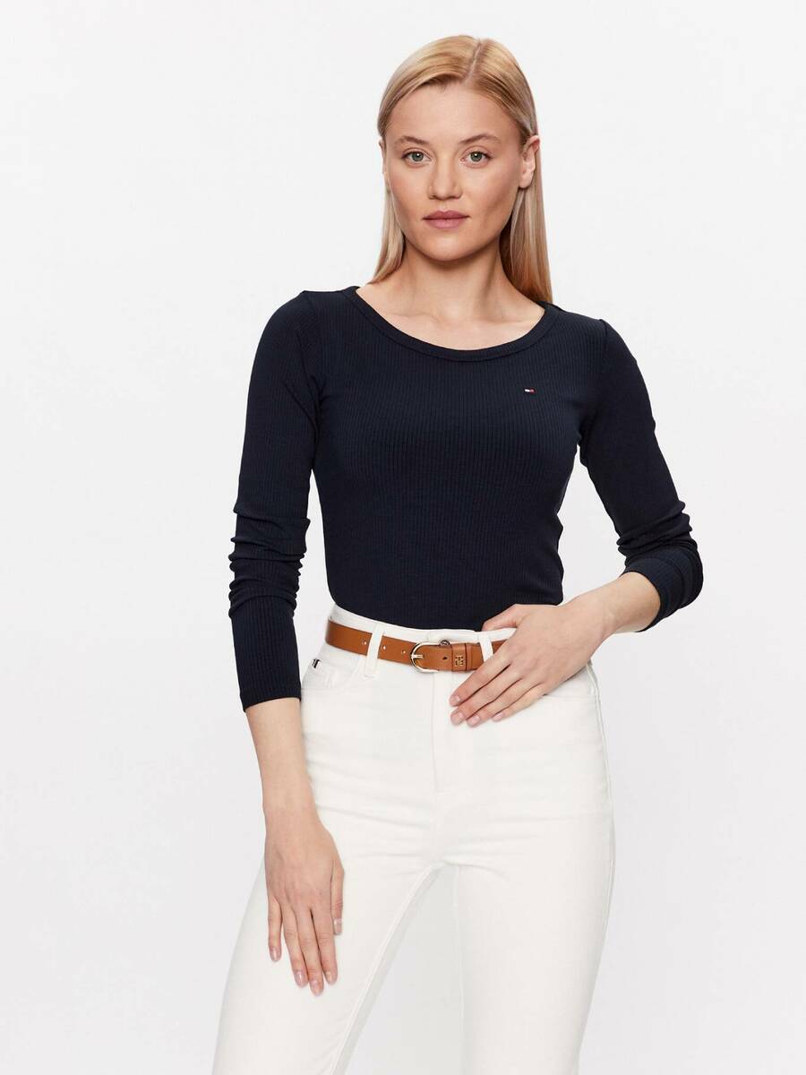 detail Tommy Hilfiger dámske modré tričko