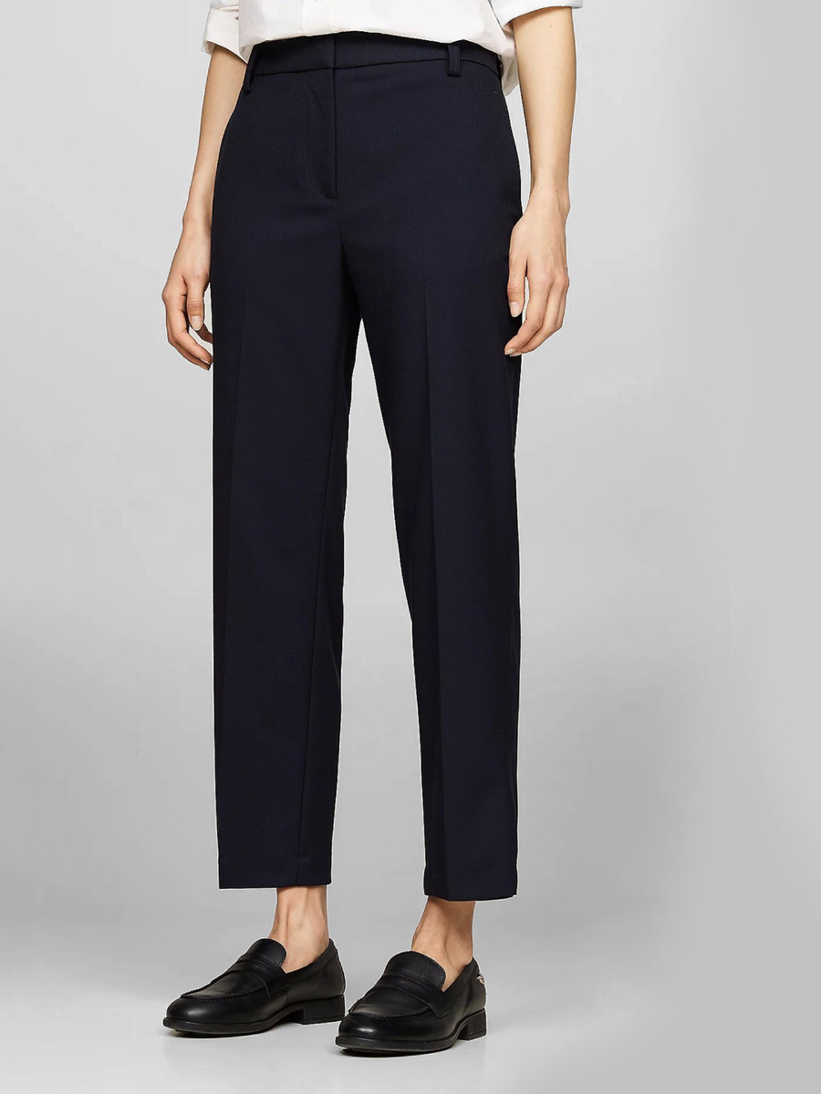 detail Tommy Hilfiger dámske tmavo modré nohavice