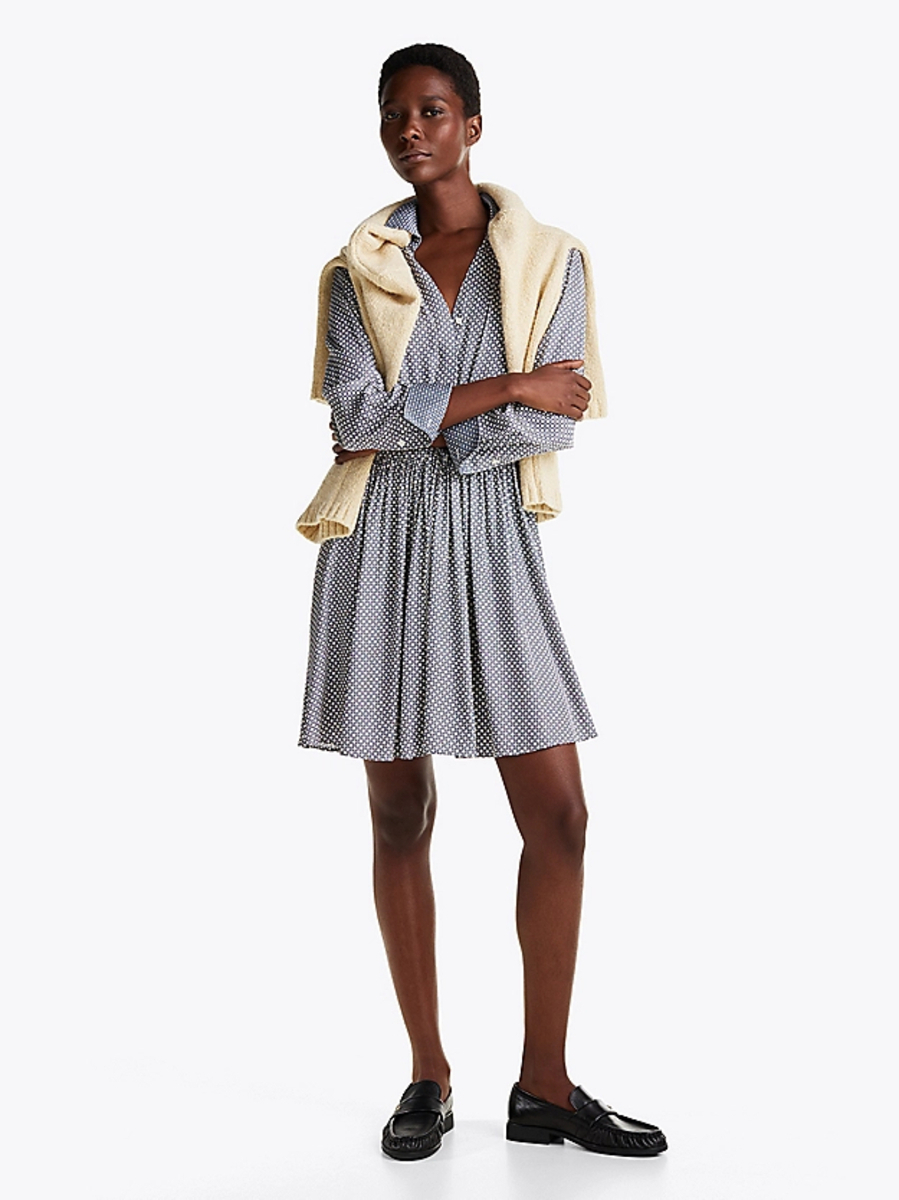 detail Tommy Hilfiger dámske vzorované šaty