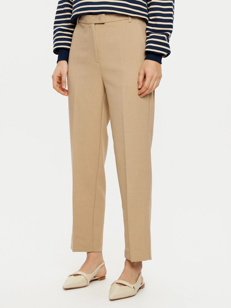 detail Tommy Hilfiger dámske béžové nohavice