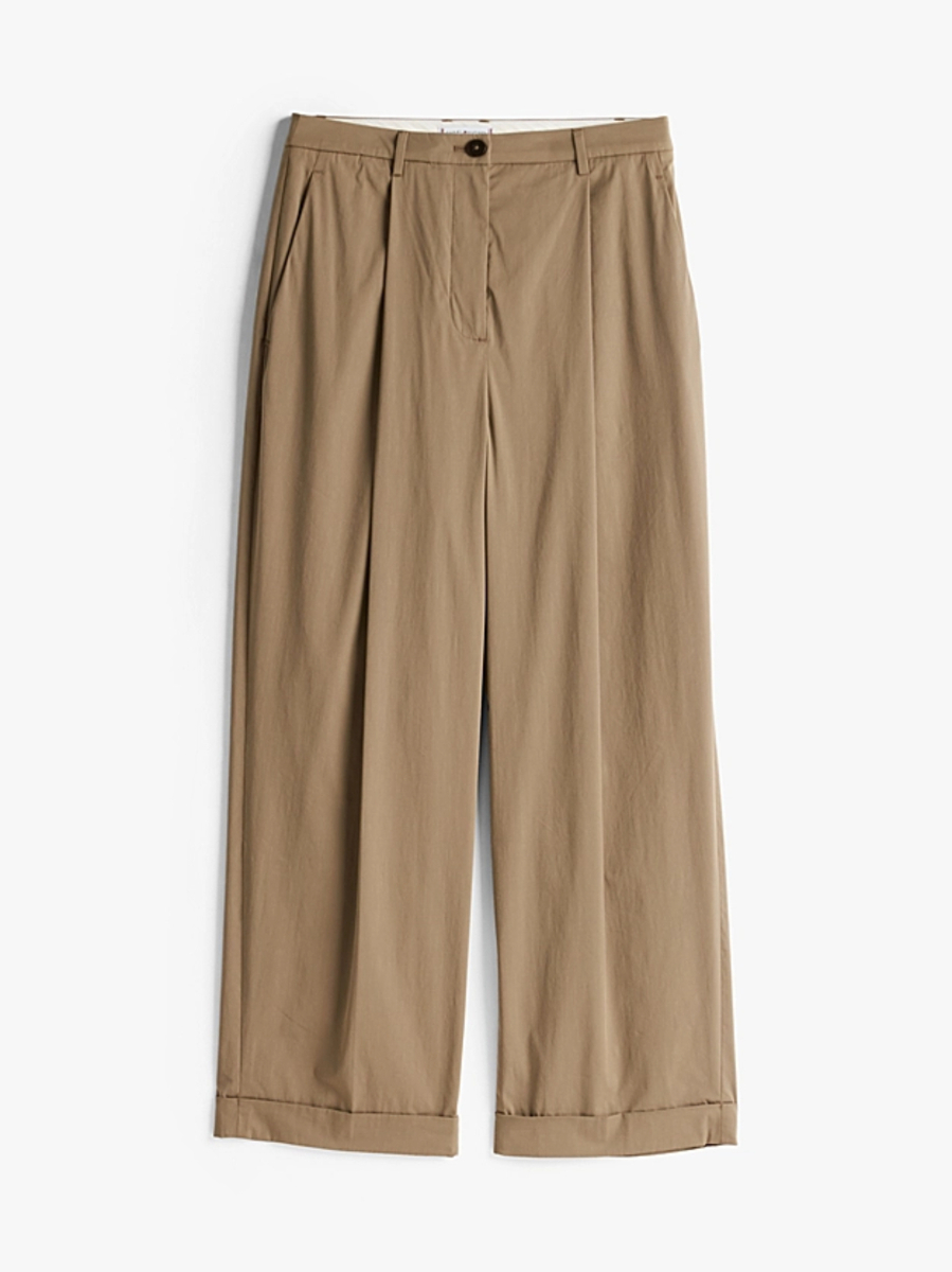detail Tommy Hilfiger dámske khaki nohavice