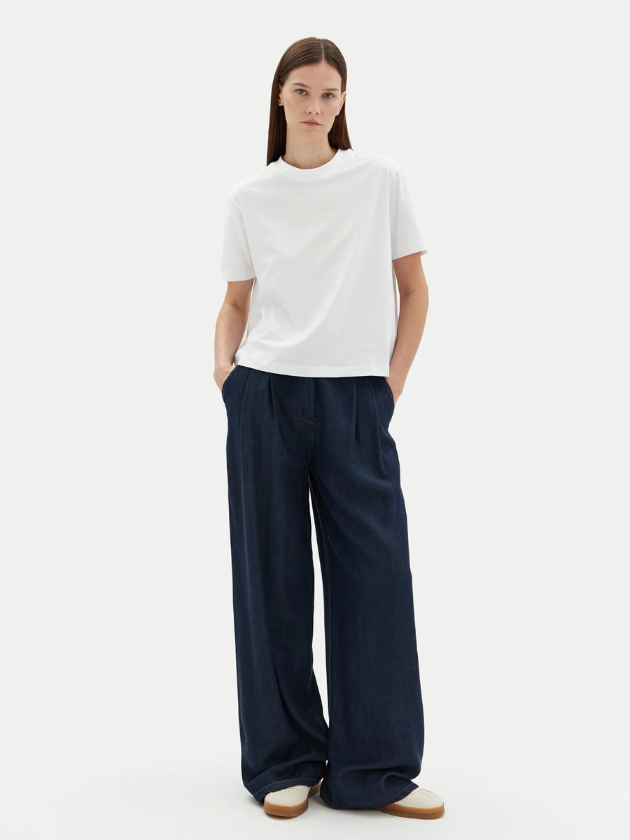 detail Tommy Hilfiger dámske biele tričko
