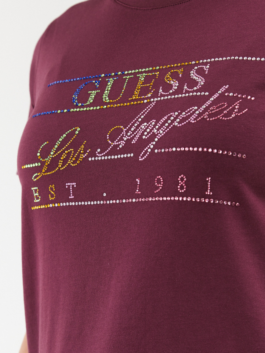 detail Guess dámske vínové tričko