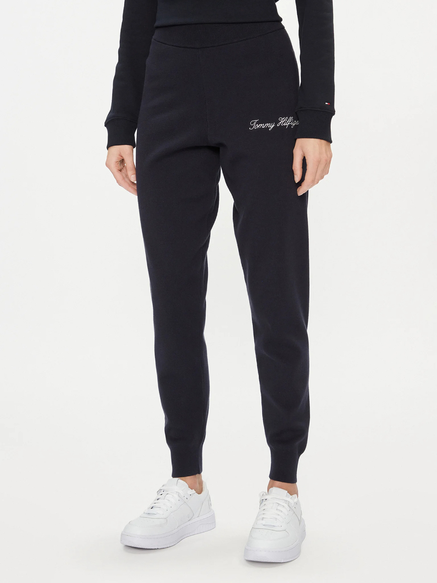 detail Tommy Hilfiger dámske tmavo modré tepláky