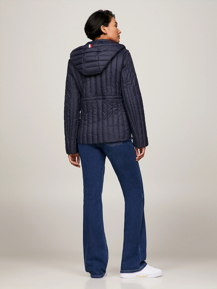 detail Tommy Hilfiger dámska modrá bunda Feminine