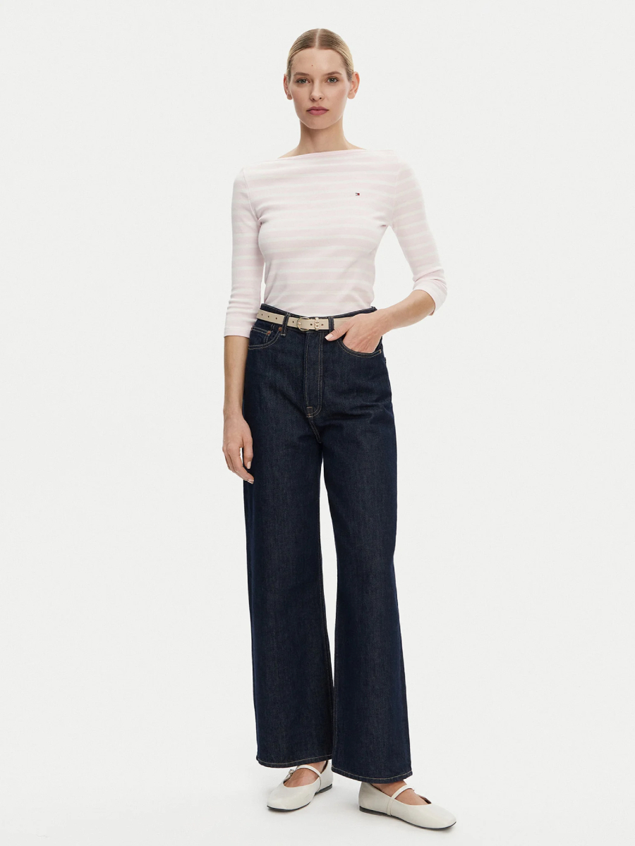 detail Tommy Hilfiger dámske pruhované tričko