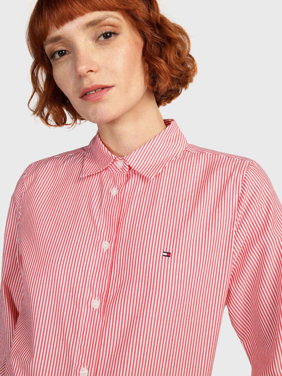 detail Tommy Hilfiger dámska červená košeľa Essential