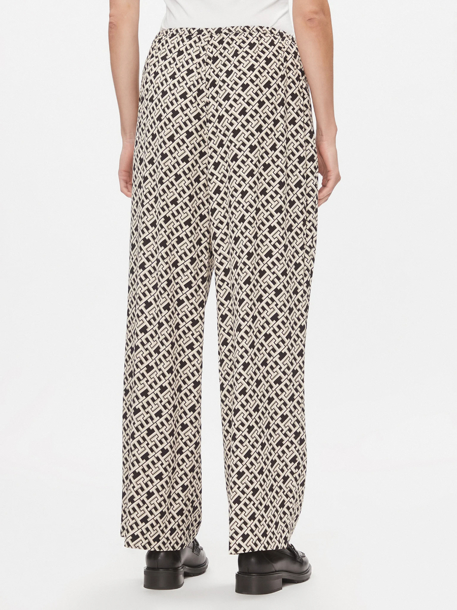 detail Tommy Hilfiger dámske nohavice