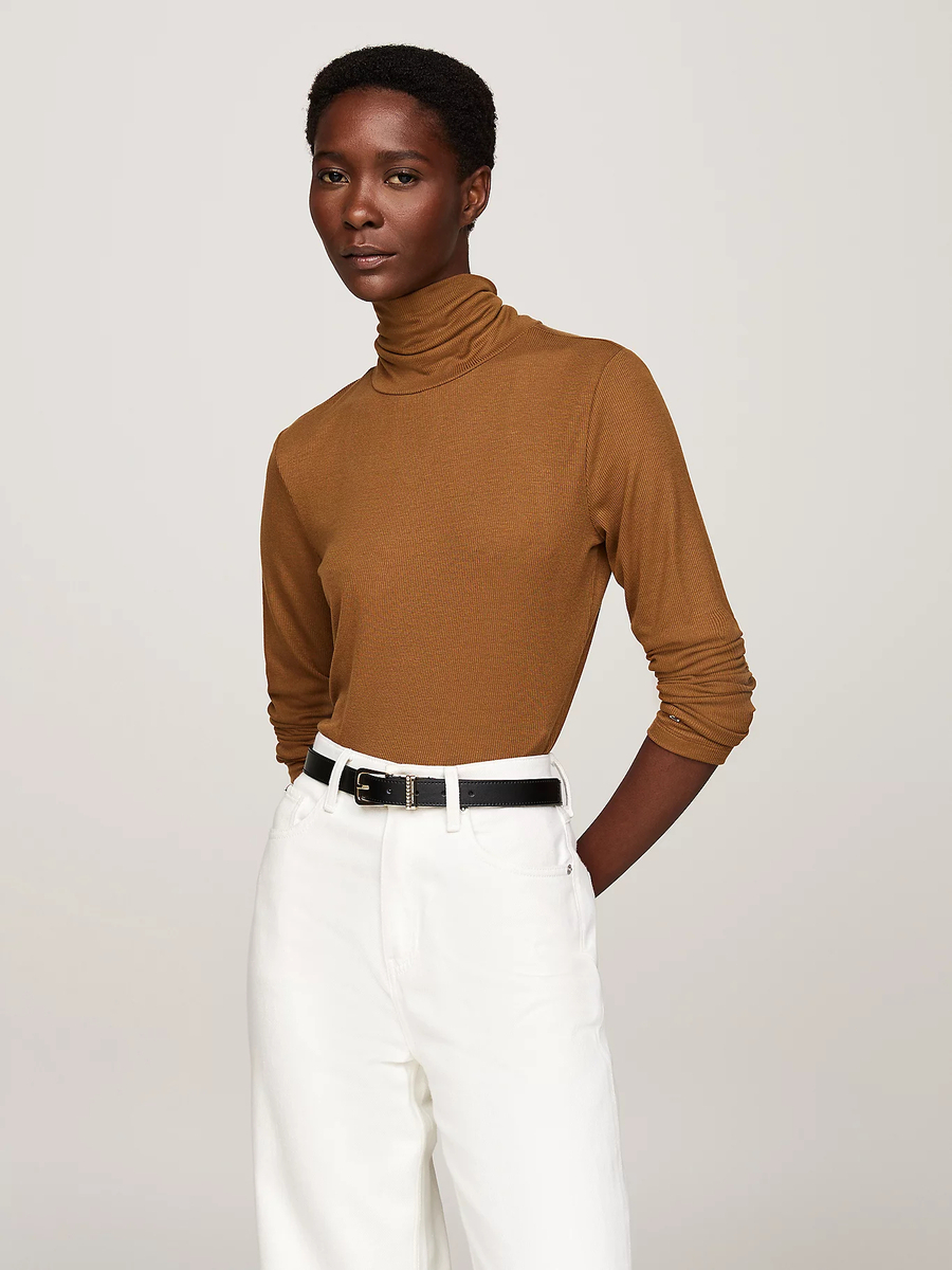 detail Tommy Hilfiger dámsky hnedý rolák