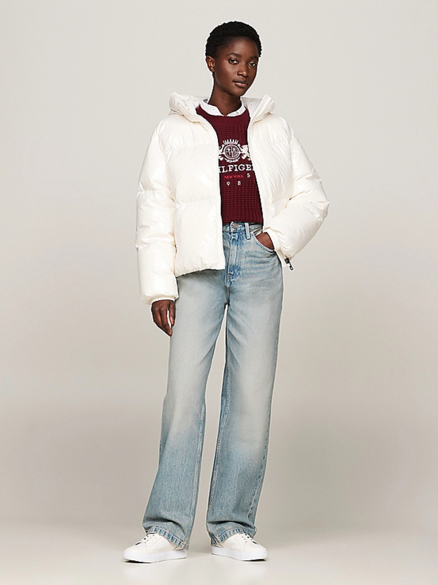 detail Tommy Hifiger dámska zimná bunda 