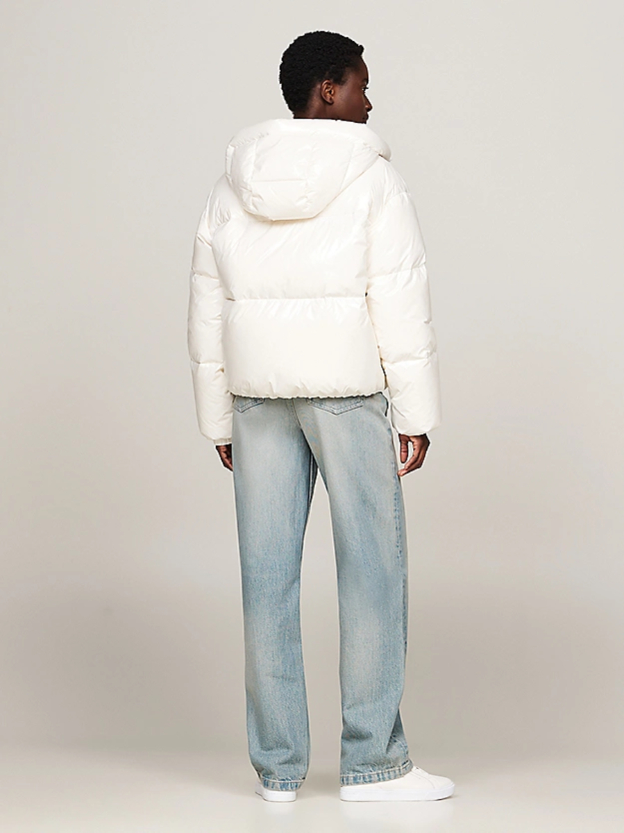 detail Tommy Hifiger dámska zimná bunda 