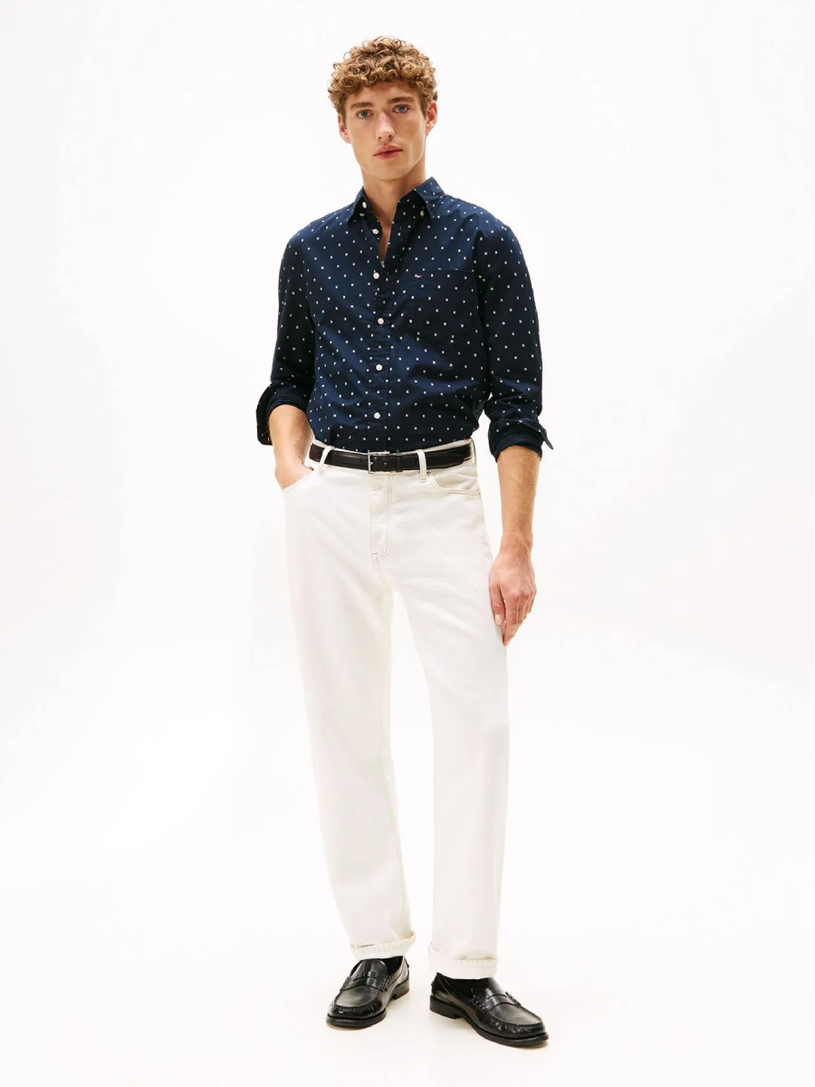 detail Tommy Hilfiger pánska tmavo modrá košeľa