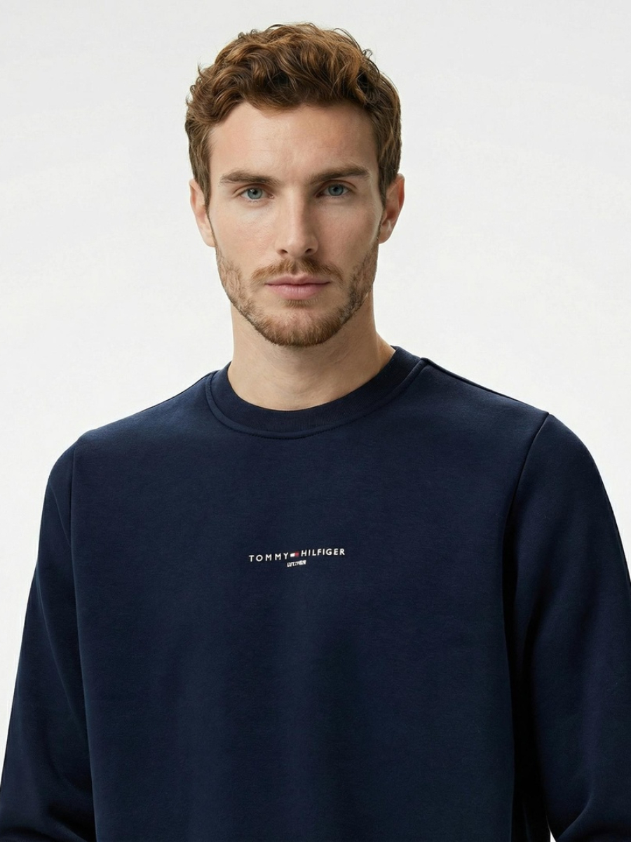detail Tommy Hilfiger pánska tmavo modrá mikina