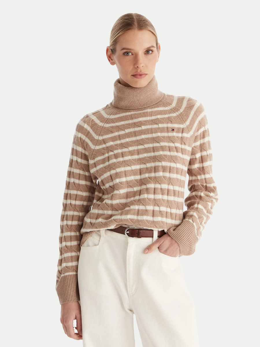 detail Tommy Hilfiger dámsky béžový pruhovaný rolák
