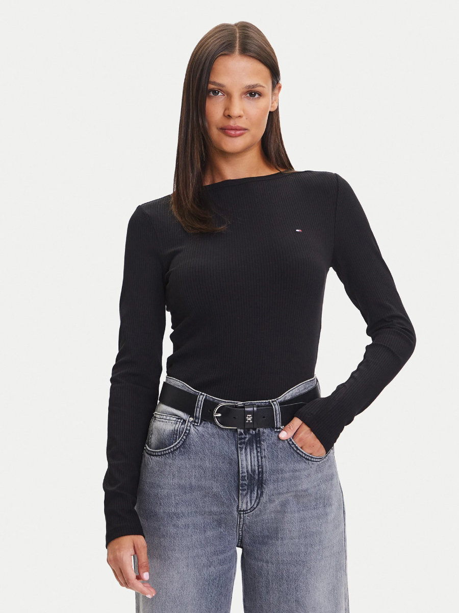 detail Tommy Hilfiger dámske čierne tričko