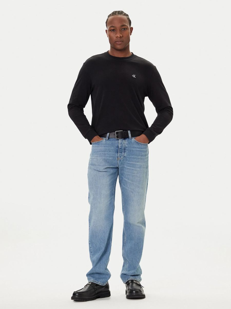 detail Calvin Klein pánske čierne tričko