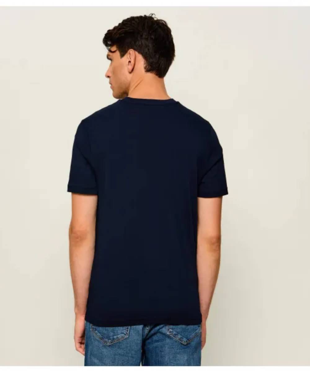 detail Tommy Hilfiger pánske tmavo modré tričko