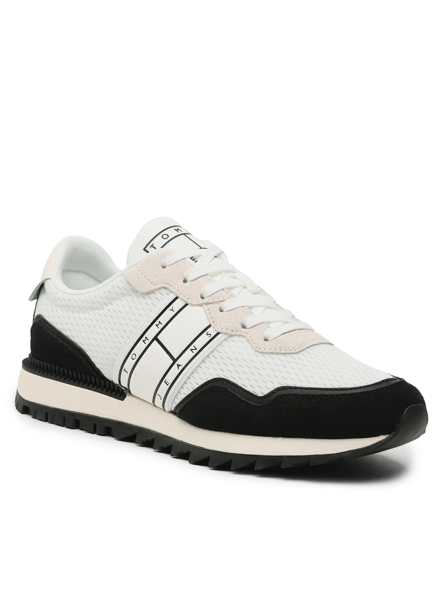 detail Tommy Jeans pánske krémovo čierne tenisky