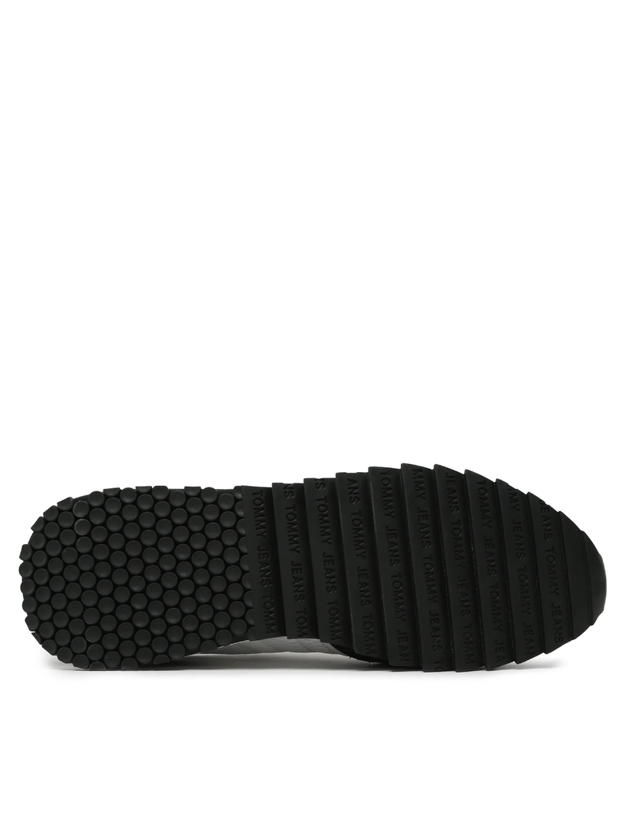 detail Tommy Jeans pánske krémovo čierne tenisky