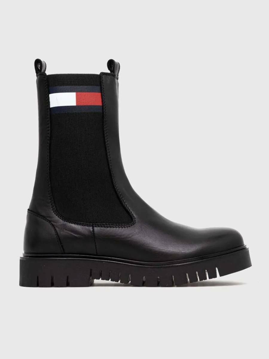 detail Tommy Jeans dámske čierne topánky Chelsea