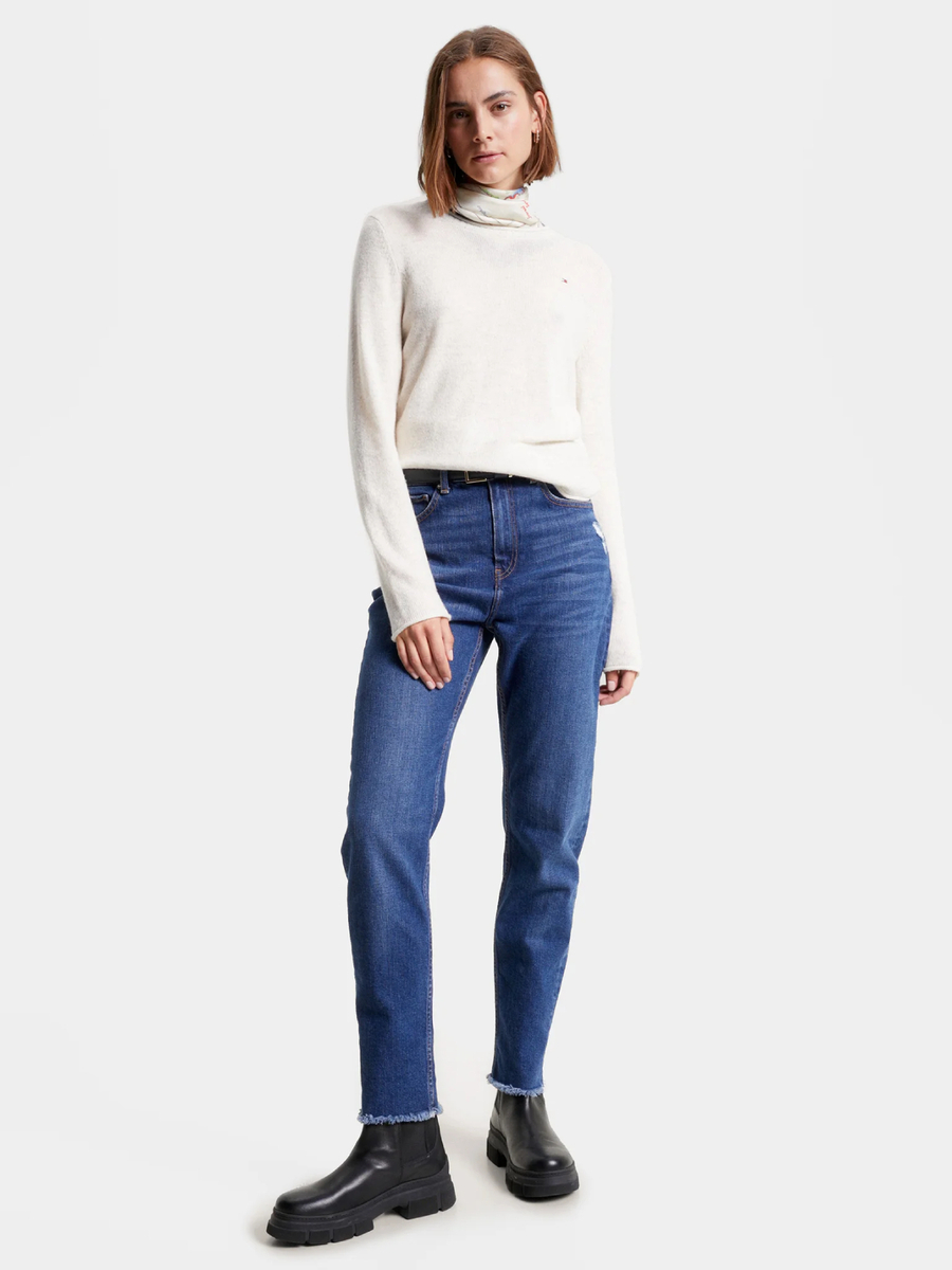detail Tommy Hilfiger dámske čierne topánky