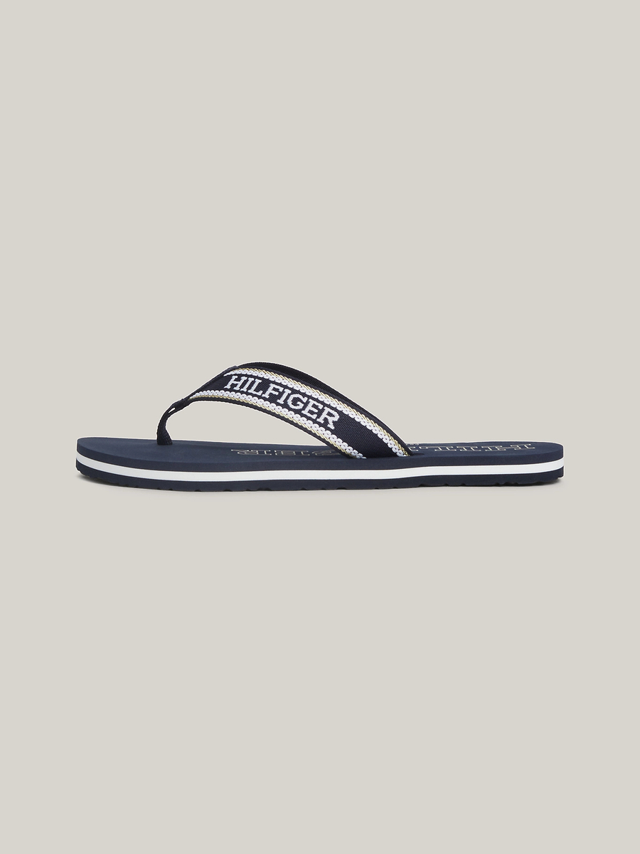 detail Tommy Hilfiger dámske tmavo modré žabky