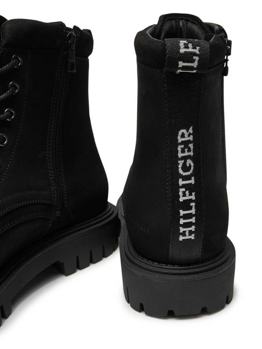 detail Tommy Hilfiger pánska čierna obuv