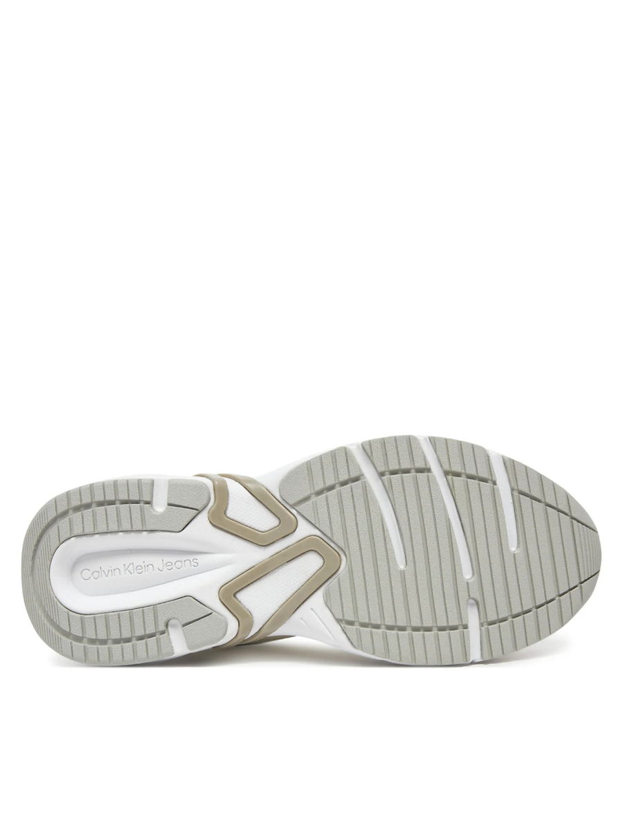 detail Calvin Klein dámske biele tenisky
